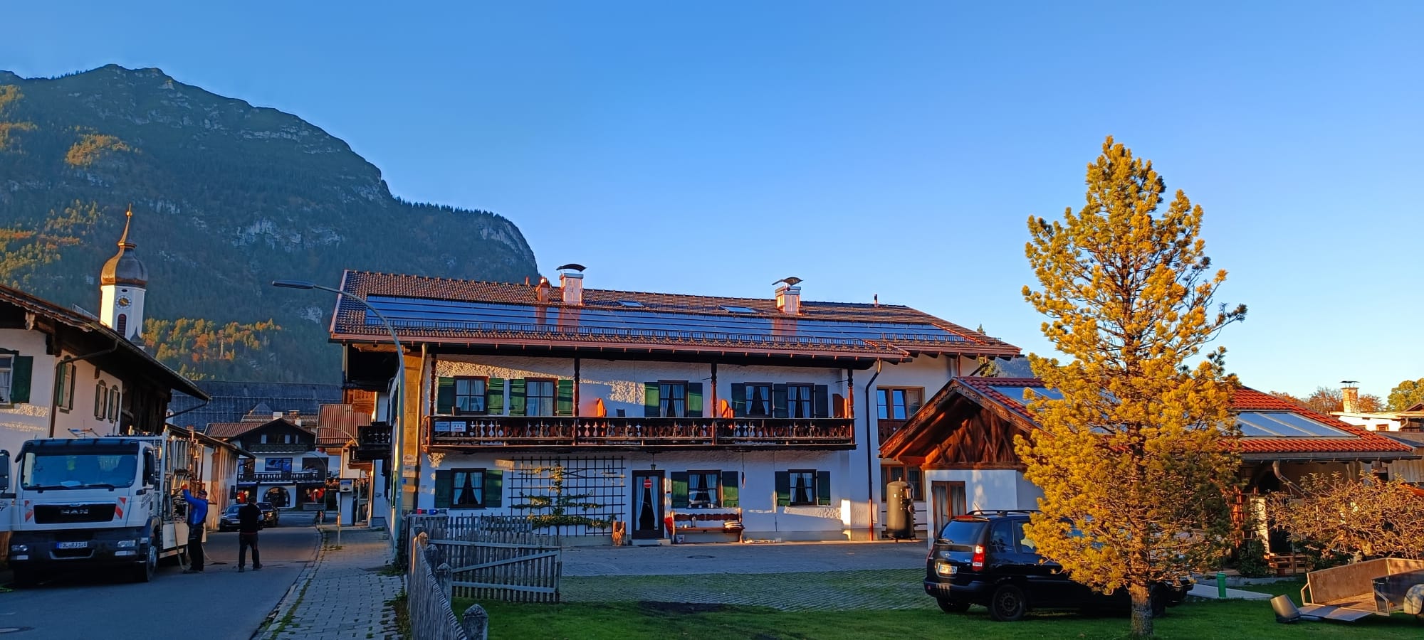 Gästehaus Maurer - Ferienwohnungen in Garmisch-Partenkirchen - Schmiedstr7_PV